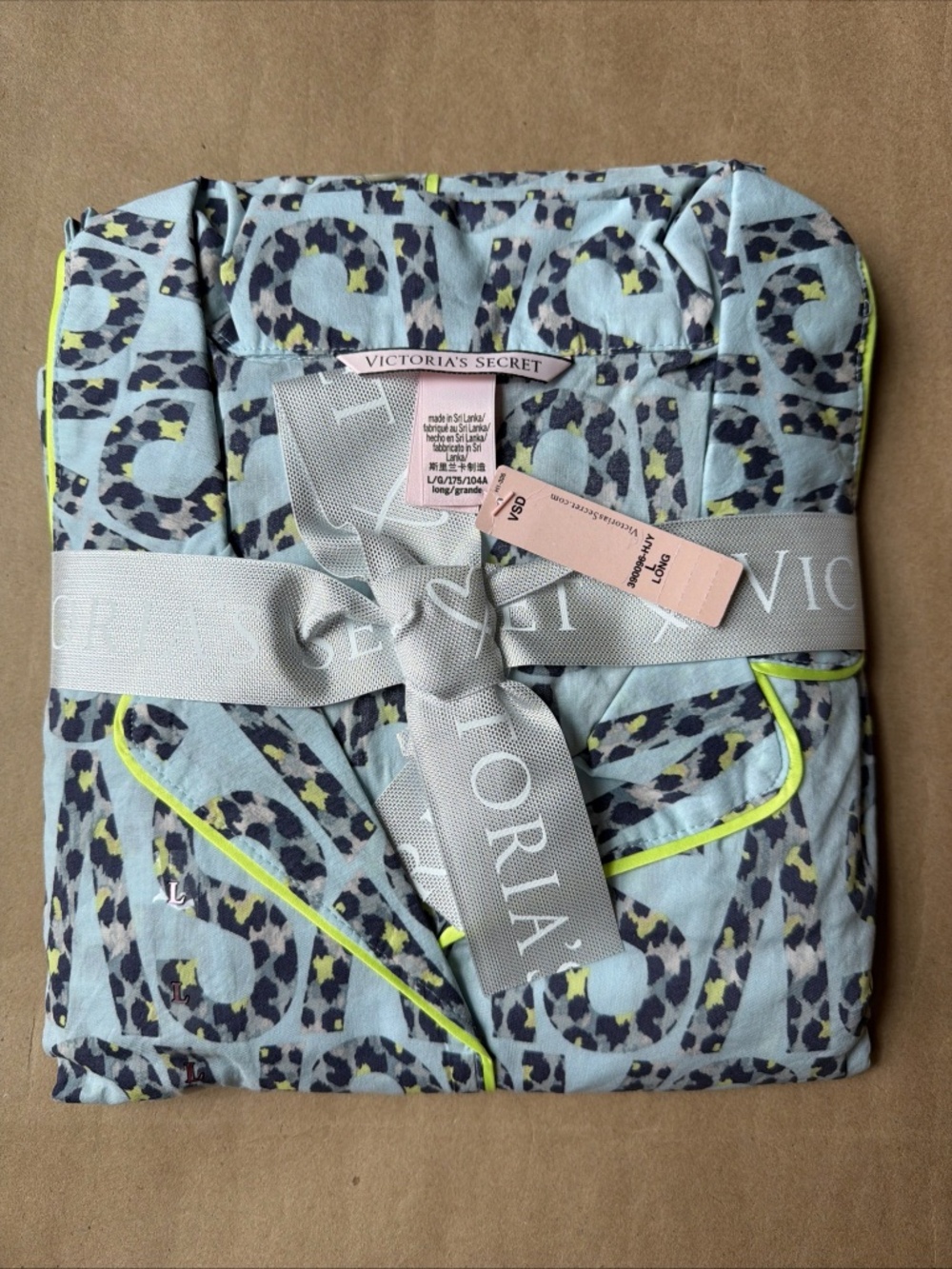VICTORIA'S SECRET Lightweight PAJAMA SET Size: LARGE Long / TALL New